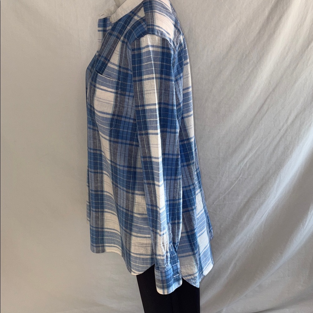 Chaps Blue and White Plaid Women’s Shirt